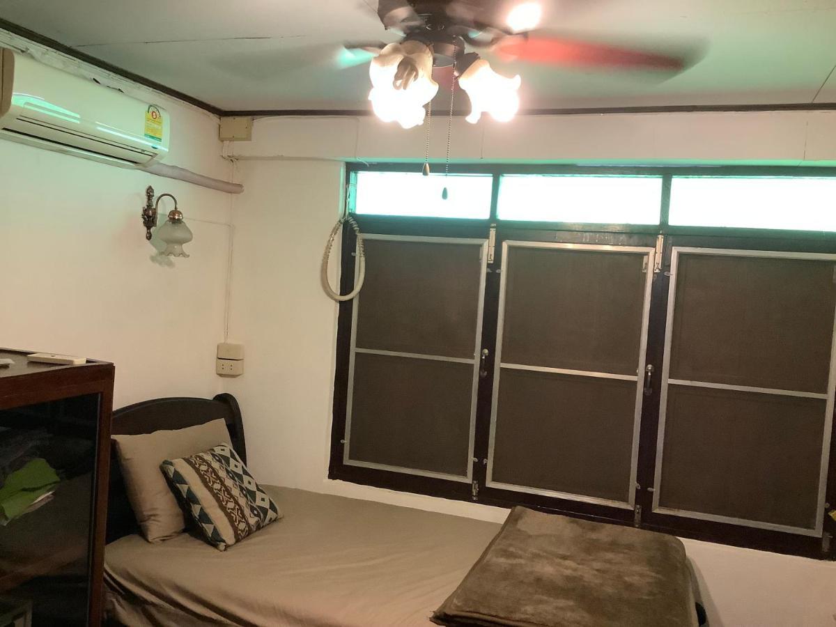 Tata Guesthouse Chiang Mai Ngoại thất bức ảnh