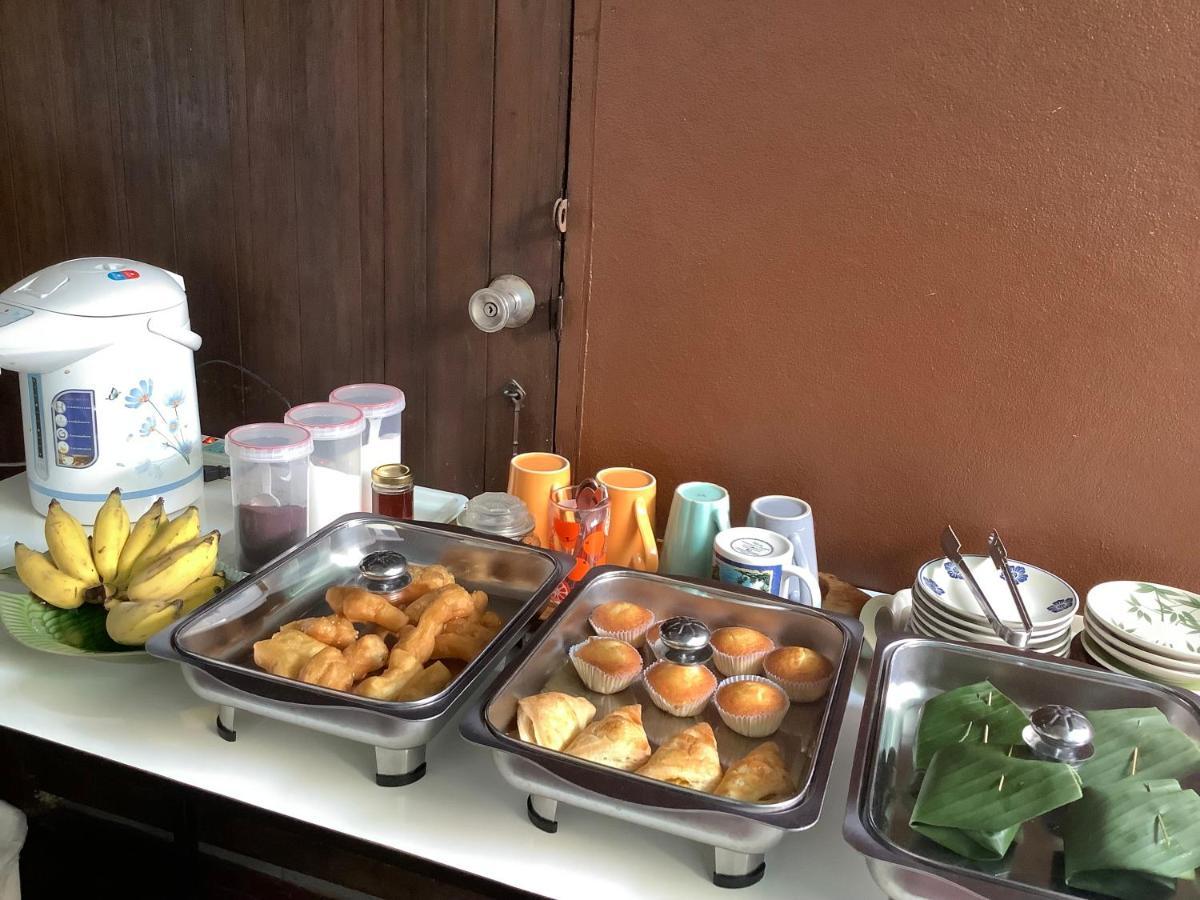 Tata Guesthouse Chiang Mai Ngoại thất bức ảnh